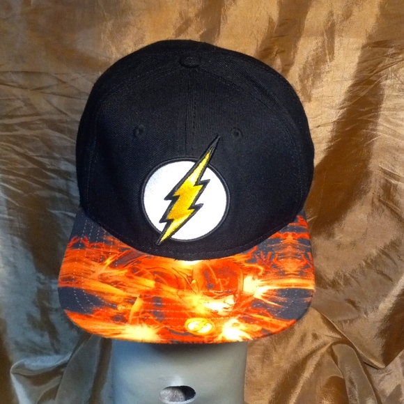Lighting bolt ball cap - Picture 1 of 5